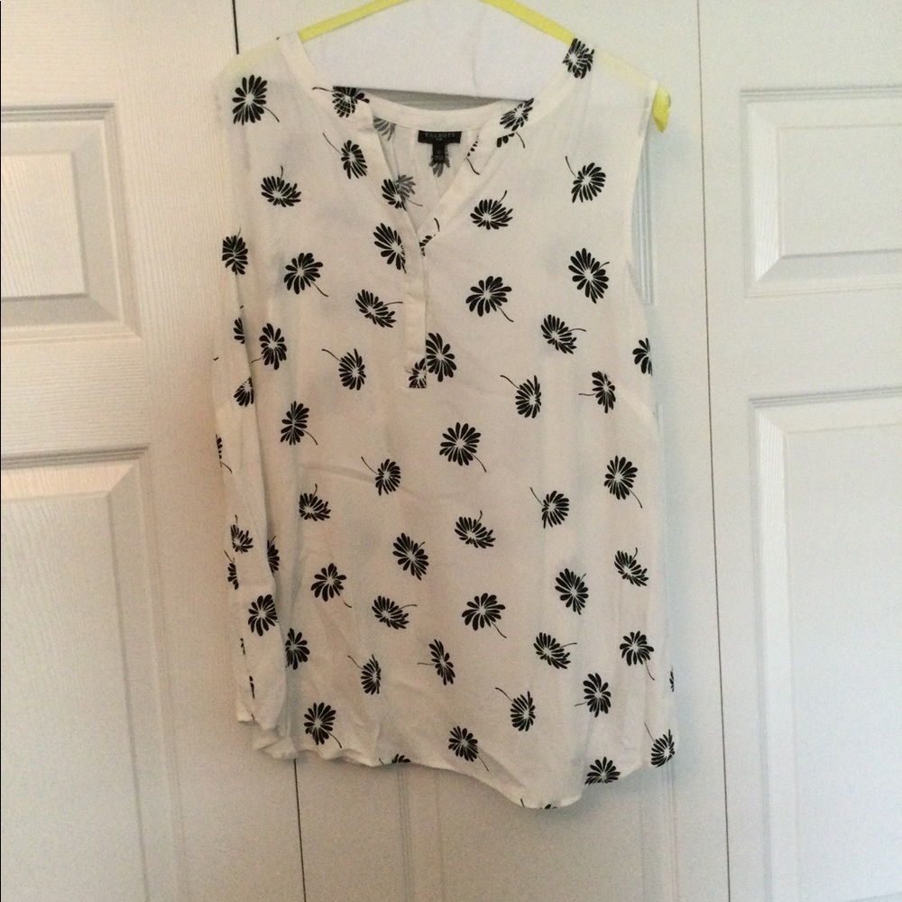 Woman’s top